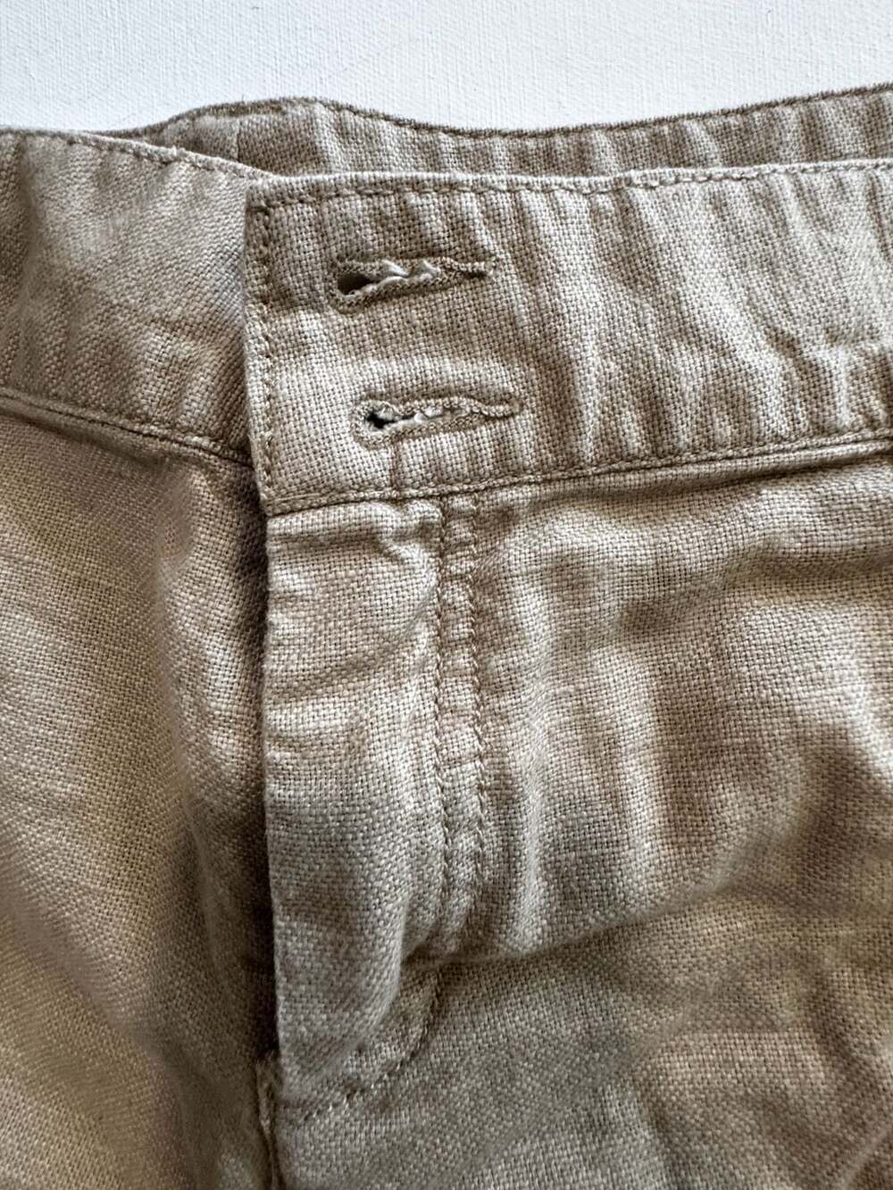 Old Navy Ultra Low Waist Khaki Linen Blend Utility Cargo Shorts - Picture 6 of 10